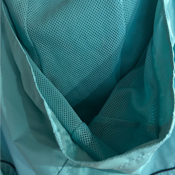 Women’s NWOT Pullover - Picture 2 of 7